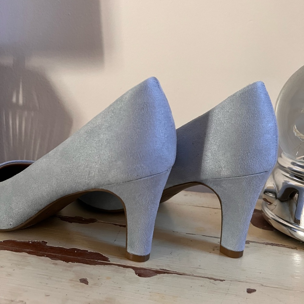 Elegant Powder Blue Women's Heels - Picture 3 of 5